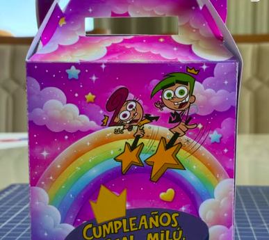 Caja de cumpleaños temática